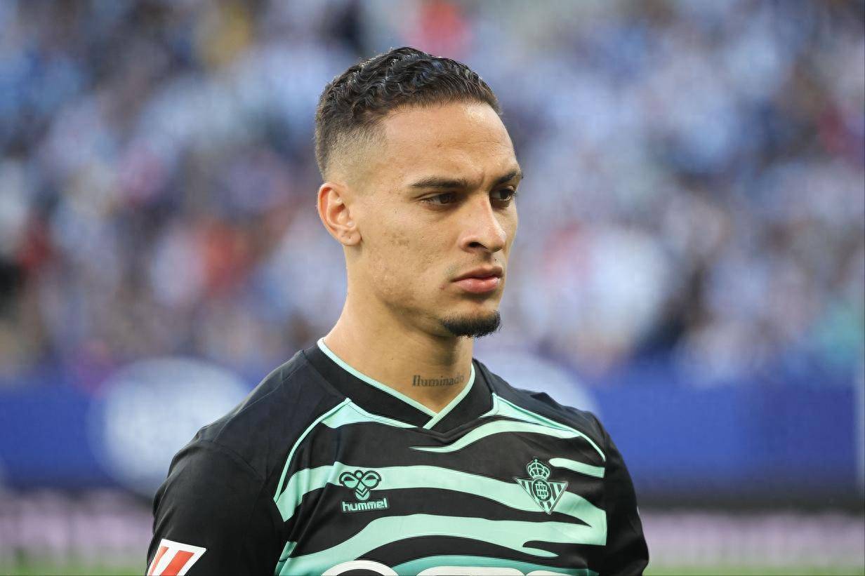 曼联不要的圆神西甲封神 回归贝蒂斯后6场不败 西甲排名升欧冠区